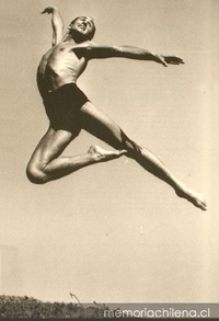Luis Cáceres bailando, ca. 1949