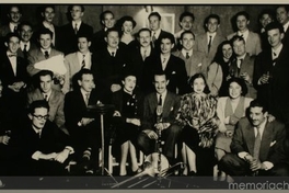 Miembros del Club de Jazz de Santiago, cuando funcionaba en calle Merced, 1953