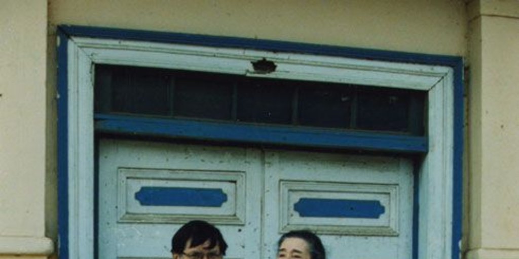 Fidel Sepúlveda y Margot Loyola en Pica (Región de Tarapacá), ca. 2000