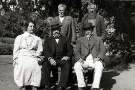 José Toribio Medina, Mercedes Marfil Medina, Luis Puyo Medina y Francisco Lira