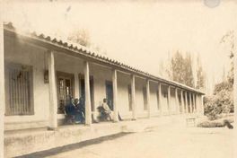 Hacienda de Chomedague (Santa Cruz) donde Medina pasó parte de su infancia, cerca de 1900