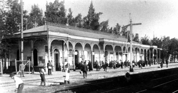 Estación de San Bernardo, construida en 1857