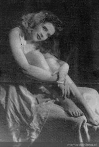 María Elena Gertner, 1927-