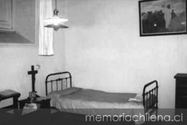 Dormitorio del Padre Hurtado en el Colegio San Ignacio, 1901-1952