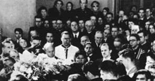 Funeral del Padre Hurtado, 1952