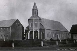 Intendencia e Iglesia Matriz de Valdivia, hacia 1844