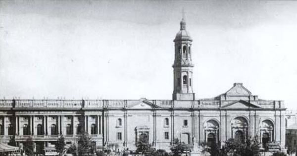 Fachada de la Iglesia Catedral de Santiago