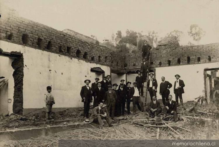 Convento de Santa Clara en demolición, 1912