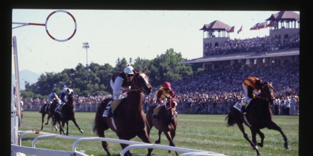 Carrera en el Hipódromo Chile, ca. 1985