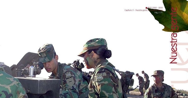 Mujer militar, ca. 2009