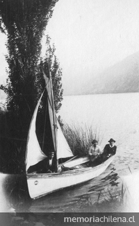 Embarcación en el río Maule, 1922