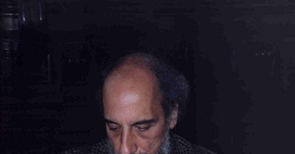 Raúl Zurita en la Sala Ercilla de la Biblioteca Nacional, 2000