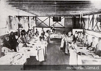 Taller de aplanchado del Instituto de María Inmaculada para el Servicio Doméstico, ca. 1927 Taller de aplanchado del Instituto de María Inmaculada para el Servicio Doméstico, ca. 1927