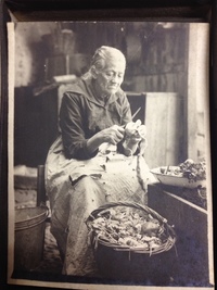 Retrato del fotógrafo y artista visual Carlos Dorlhiac (ca. 1920).