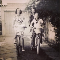 Retrato de familia, ca. 1950 (fondo Antonio Nebreda).