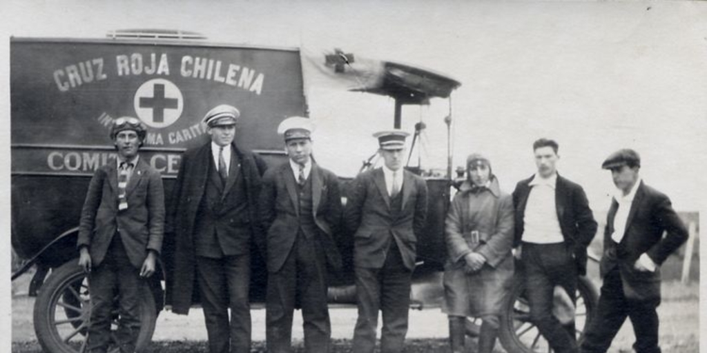 Voluntarios de la Cruz Roja Chilena