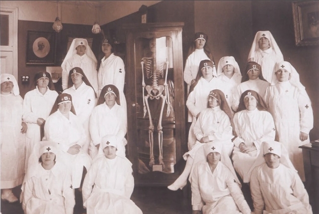Cruz Roja, 1930 Cruz Roja, 1930