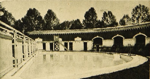 Piscina de la Quinta Normal, 1923