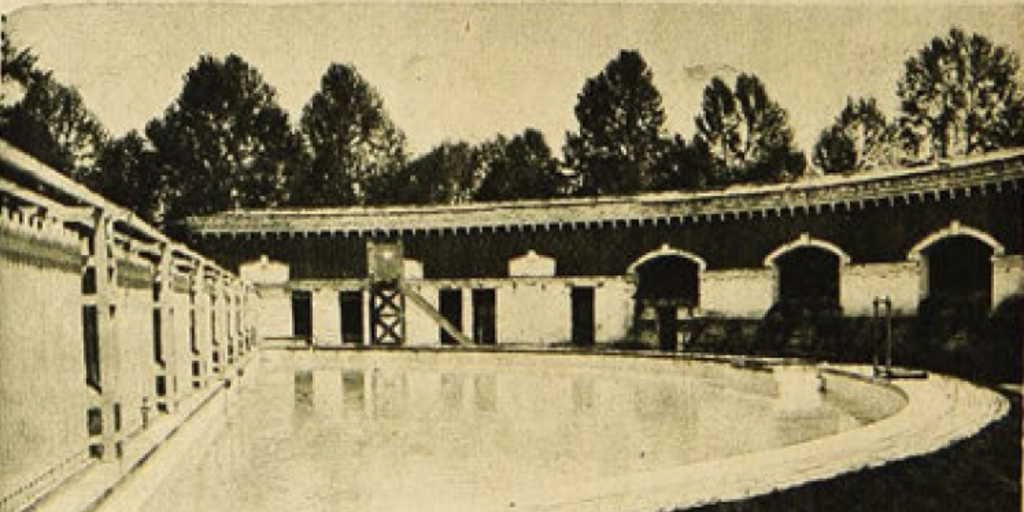 Piscina de la Quinta Normal, 1923