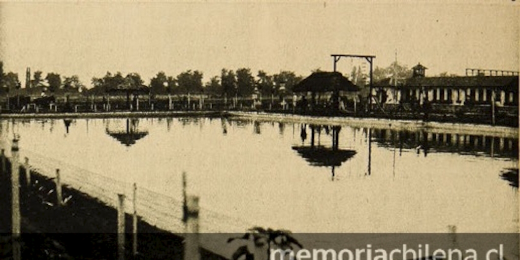 Piscina del Estadio Policial, 1923