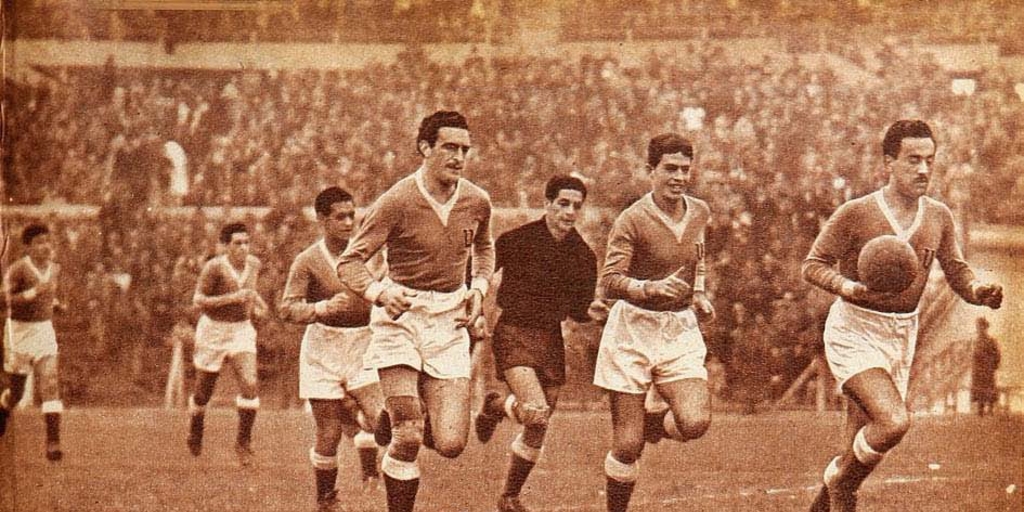Jumar (seudónimo de Julio Martínez) Estadio. Santiago : [s.n.], 1941-1982, nº 583, (17 jul. 1954), p. 25