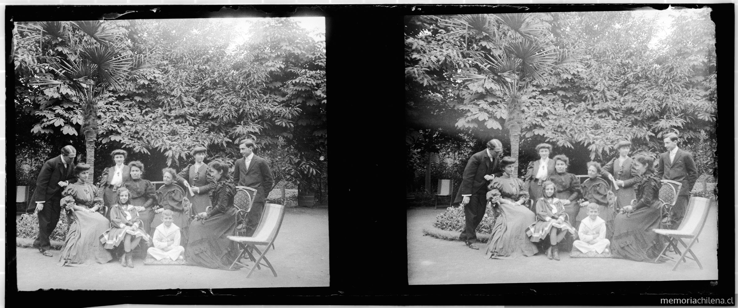 Grupo en el jardín de la familia Pastor y Bort en la casa de Vicuña Mackenna, 1906