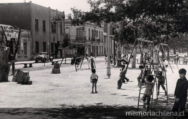 Plaza infantil, 1972