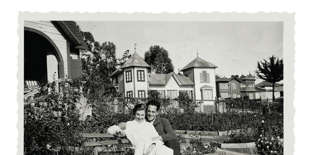 Joaquín Luco e Ines Franzoy en durante su luna de miel en Cartagena,1937