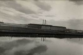 Vista del figorífico de Puerto Natales, Magallanes, c.1925