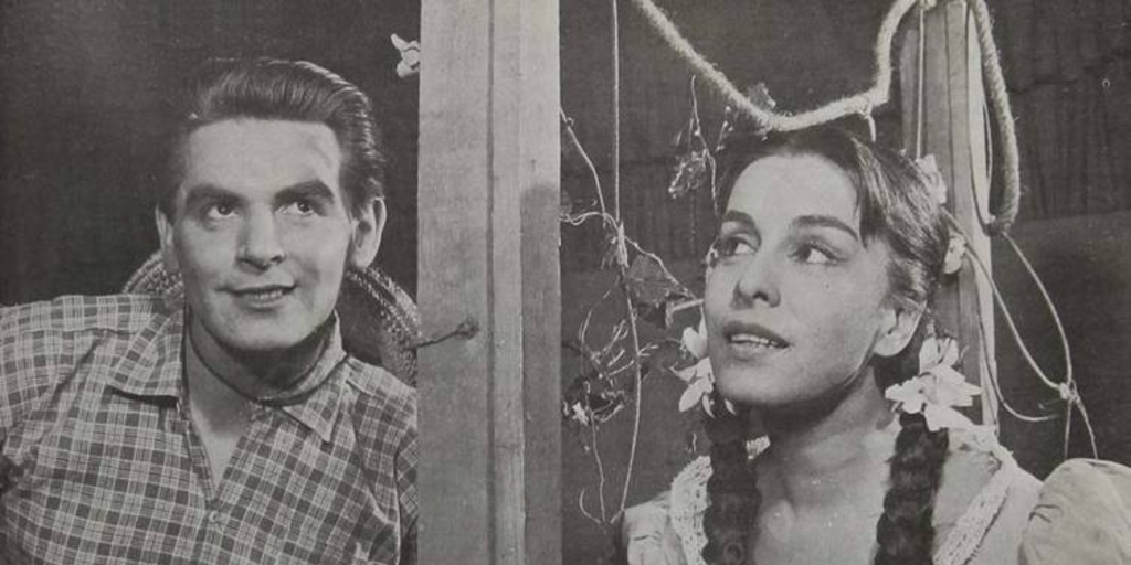 Chela Hidalgo como la princesa Panchita y Osvaldo Lagos como el príncipe Juan, en una escena de La Princesa Panchita, 1958.