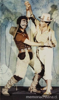 Mario Bustos como el príncipe Rudo y Jorge Rodríguez como el príncipe Juan en una escena de La Princesa Panchita, 1958.