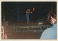 Ana Guiñez y Javier Deneken en función de A onde la viste, Teatro Huemul, Barrio Franklin