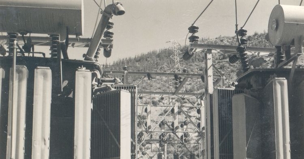 Instalaciones de la fábrica de cemento El Melón. Fotografía de Antonio Quintana.