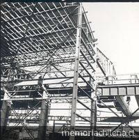 Planta Llanquihue en construcción (IANSA). Fotografía de Antonio Quintana.