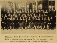 Alumnas de la Escuela Normal número 2