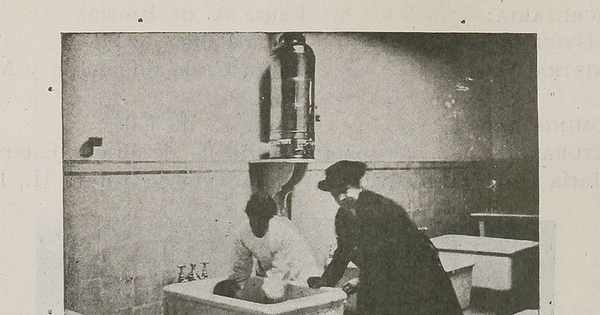 Pie de Foto: Sala de Baños Gota de Leche Viña del Mar
