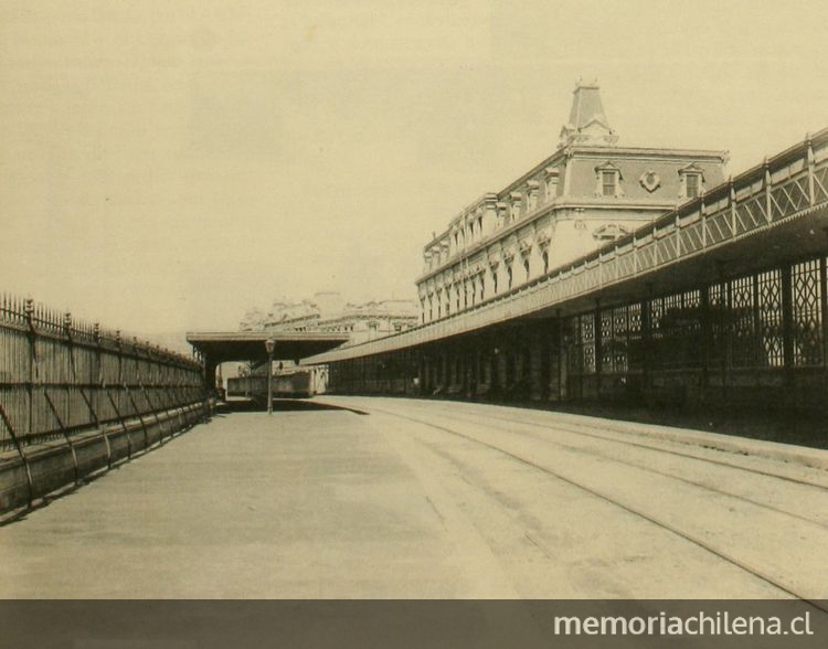 Pie de foto: Estación Bellavista, 1900En: Patrimonio  Cultural (15): 13, septiembre, 1999.