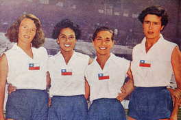 Equipo seleccionado chileno que obtuvo el record nacional de la posta atlética femenina de 4x100; Betty Kretschmer