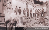 Pie de Foto: Voluntarios de la Cruz Roja en Chillán, 1939.