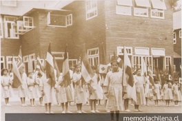 Pie de Foto: Niñas en el Preventorio de San José de Maipo