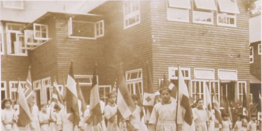 Pie de Foto: Niñas en el Preventorio de San José de Maipo