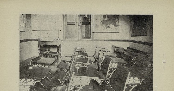 Pie de Foto: Sala de clases del Liceo de señoritas "José Miguel Infante", 1913