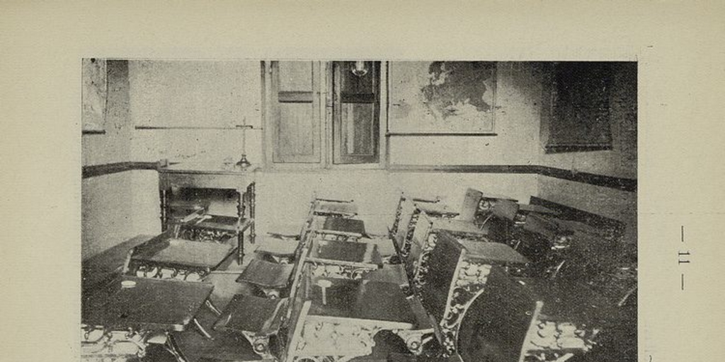 Pie de Foto: Sala de clases del Liceo de señoritas "José Miguel Infante", 1913