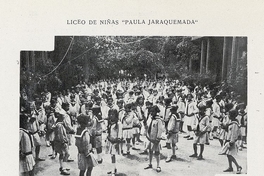 Pie de Foto: Liceo de Niñas Nº 4 "Paula Jaraquemada. Recreo de alumnas, c. 1927