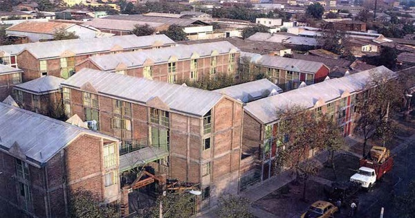 Fernando Castillo Velasco, Renovación urbana en la periferia central de Santiago de Chile: Comunidad Andalucía (Santiago: Chile ICI, 1994), p. 26