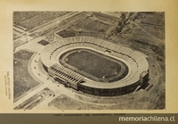 Pie de foto: Estadio Nacional desde el aire, 1953. En Municipalidad de Nuñoa. 58 Años de vida comunal: 1895 - 19 de abril - 1953: 2a. parte: Nuñoa actual. Publ. oficial de la I. Municipalidad de Nuñoa ordenada por el Alcalde Dn. José M. Narbona. Santiago: [s.n], 1953 115 p. Página 91