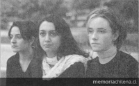 Las dramaturgas Ana María Harcha, Lucía de la Maza Y Francisca Bernardi, 1998