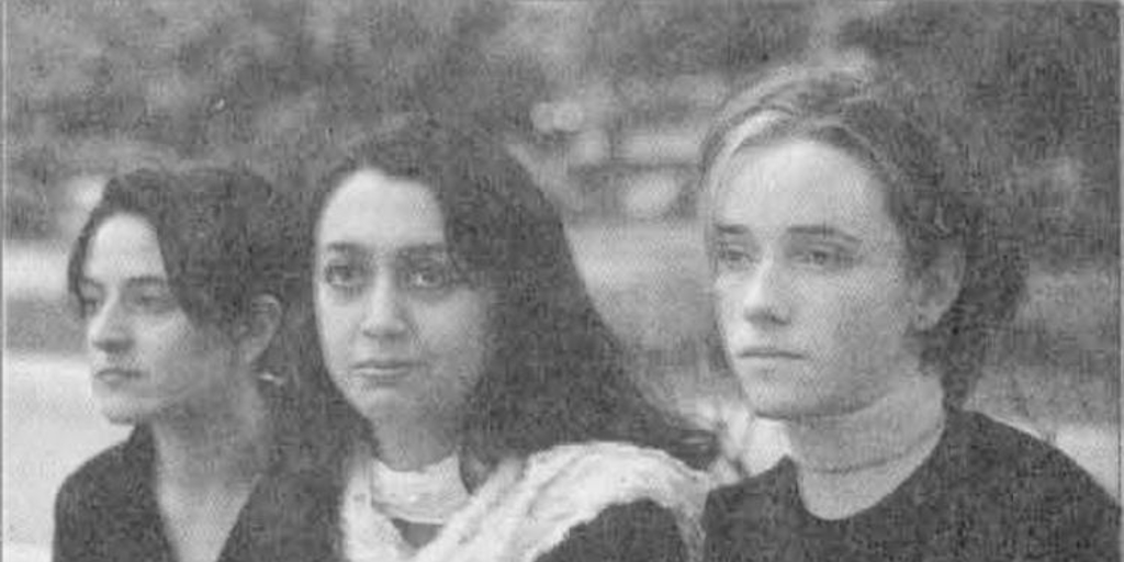 Las dramaturgas Ana María Harcha, Lucía de la Maza Y Francisca Bernardi, 1998