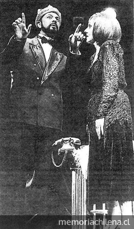 Alejandro Castillo y Gloria Münchmeyer en montaje de La Noche de madame Lucienne