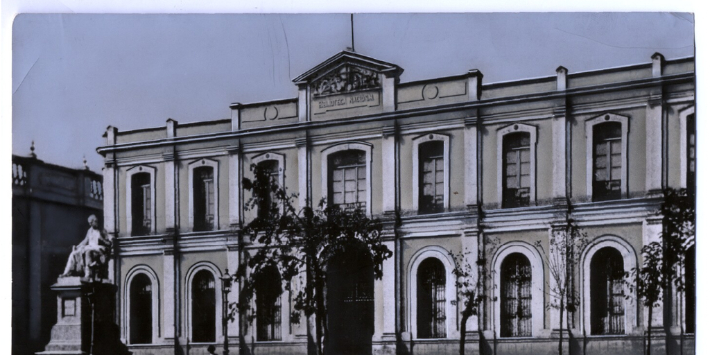 Edificio del Real Palacio del Tribunal del Consulado, albergó a la Biblioteca Nacional, entre 1886 y 1925